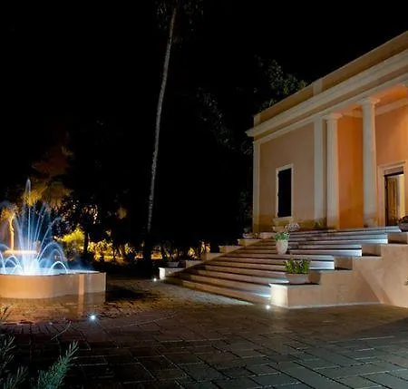 Bed & Breakfast Eleven 4*